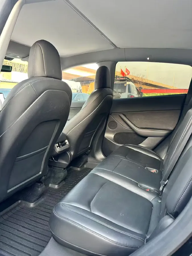 2022 Tesla Model Y BEV 60KWH,autocango,china used car exporter,china ev exporter,chinese used car exporter,chinese used ev exporter