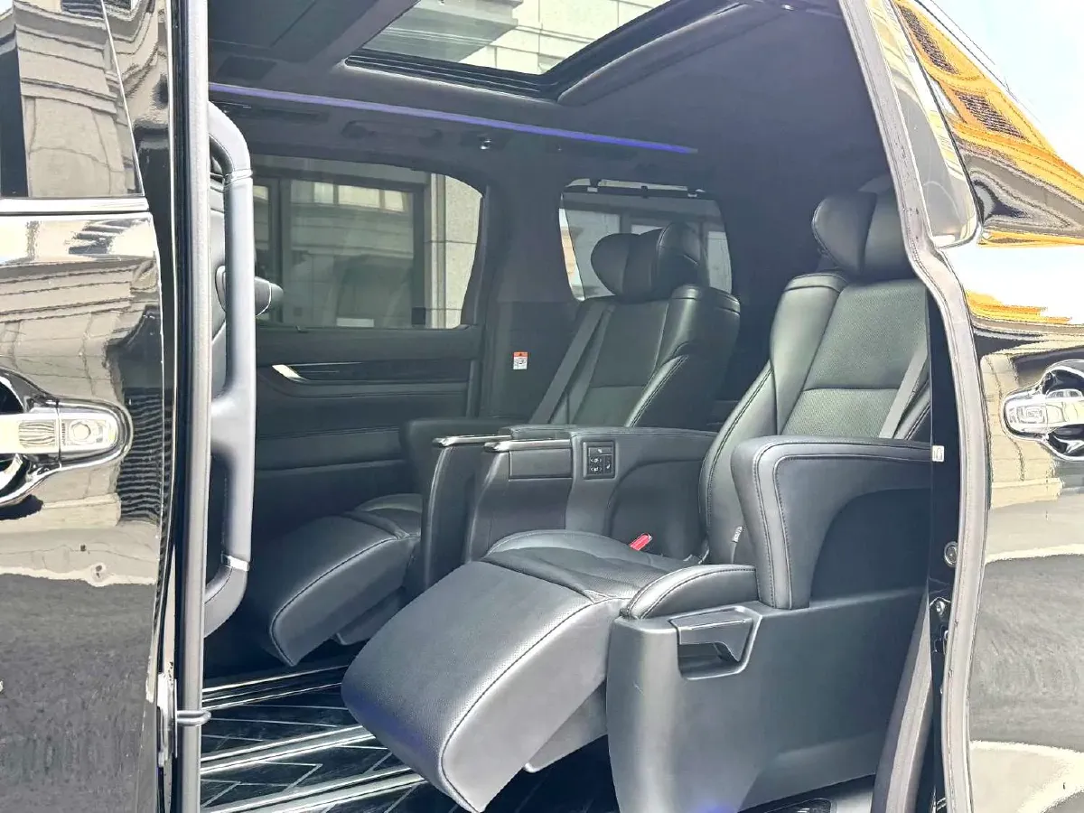 2021 Toyota Vellfire 2.5L 117HP L4 E-CVT Hybrid,autocango,china used car exporter,china ev exporter,chinese used car exporter,chinese used ev exporter