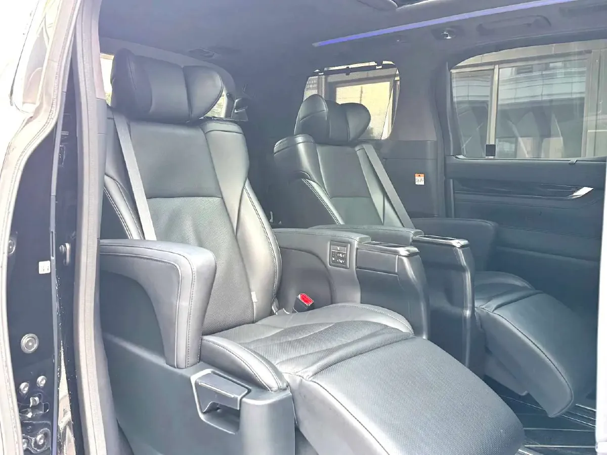 2021 Toyota Vellfire 2.5L 117HP L4 E-CVT Hybrid,autocango,china used car exporter,china ev exporter,chinese used car exporter,chinese used ev exporter