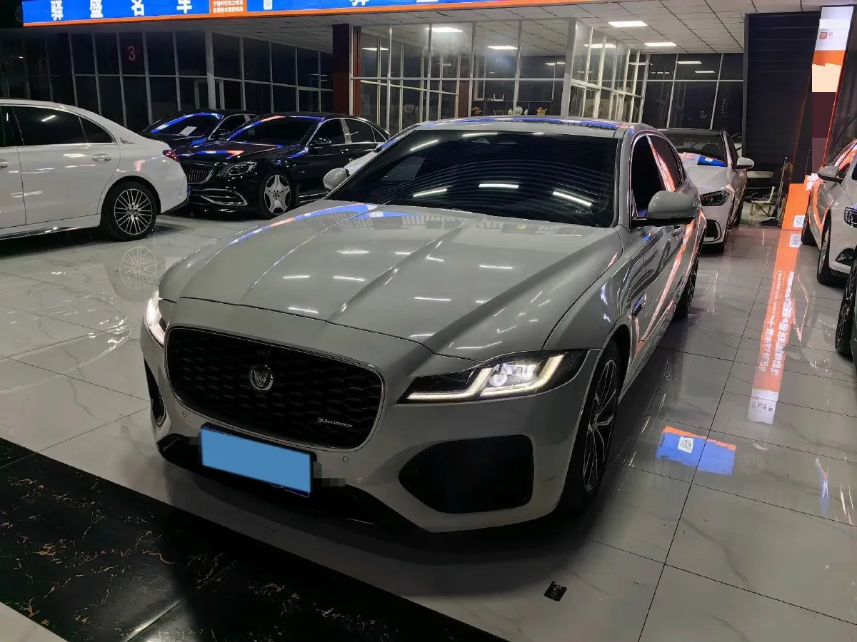 2021 Jaguar XFL 2.0T 250HP L4 8AT,autocango,china used car exporter,china ev exporter,chinese used car exporter,chinese used ev exporter