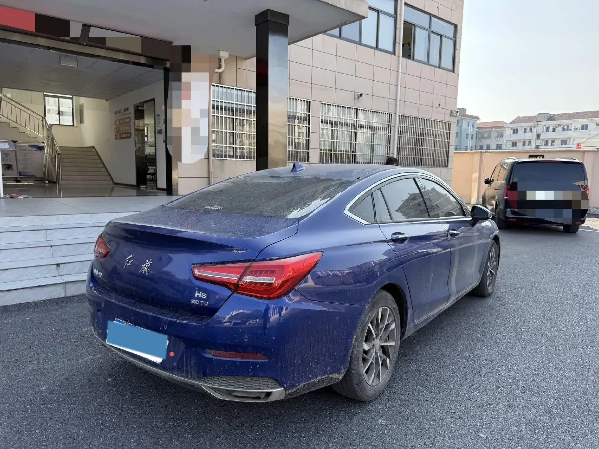 2020 HongQi H5 1.5T 169HP L4 7DCT,autocango,china used car exporter,china ev exporter,chinese used car exporter,chinese used ev exporter