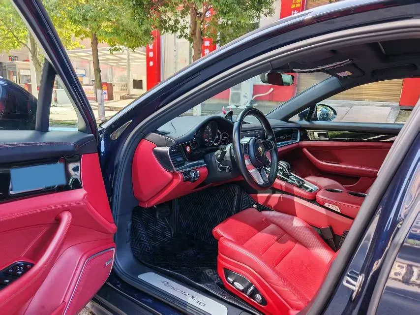 2019 Porsche Panamera 2.9T 330HP V6 8DCT,autocango,china used car exporter,china ev exporter,chinese used car exporter,chinese used ev exporter