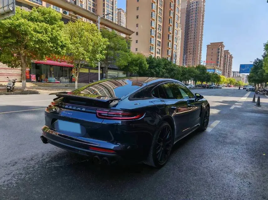 2019 Porsche Panamera 2.9T 330HP V6 8DCT,autocango,china used car exporter,china ev exporter,chinese used car exporter,chinese used ev exporter