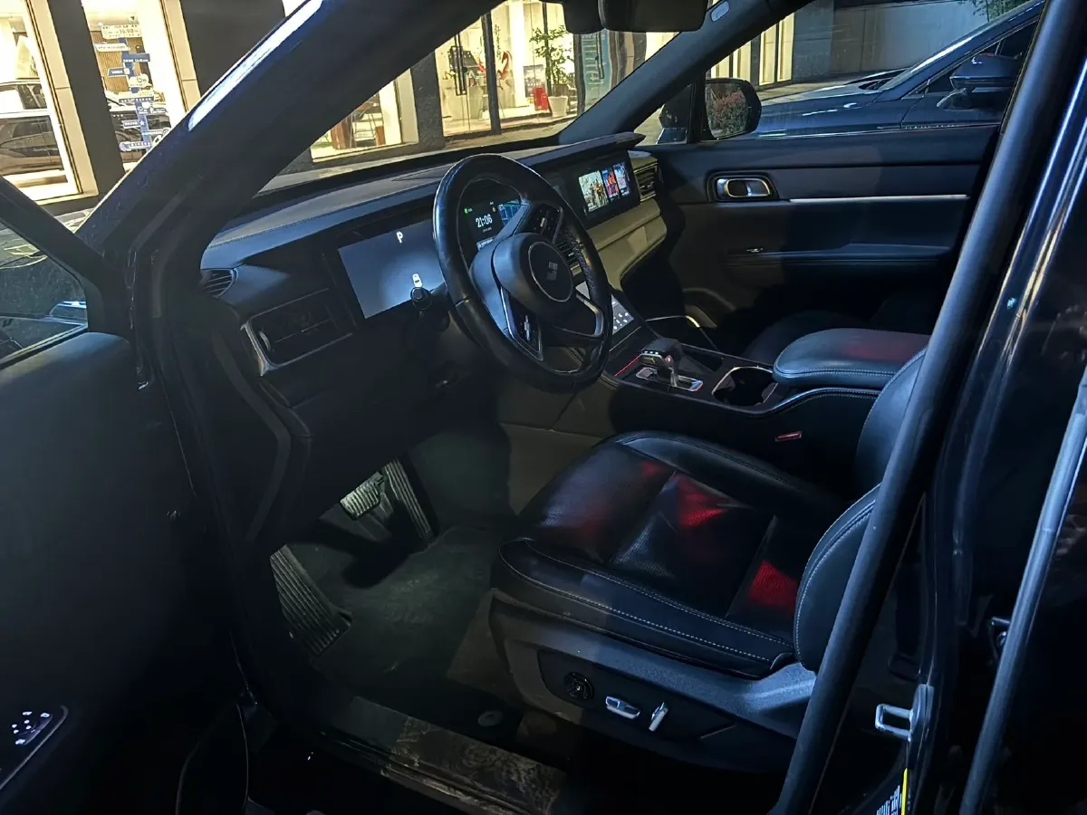 2021 Li ONE Range Extended 131HP REEV 40.5KWH,autocango,china used car exporter,china ev exporter,chinese used car exporter,chinese used ev exporter