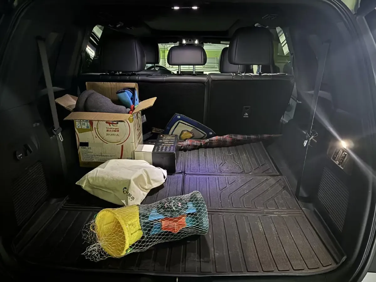 2022 GAC Trumpchi GS8 2.0T 190HP L4 E-CVT Hybrid,autocango,china used car exporter,china ev exporter,chinese used car exporter,chinese used ev exporter