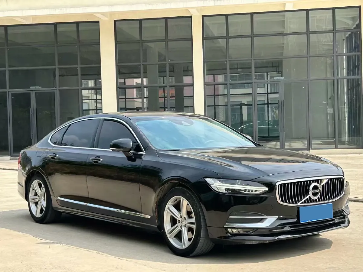 2020 Volvo S90 2.0T 254HP L4 8AT,autocango,china used car exporter,china ev exporter,chinese used car exporter,chinese used ev exporter