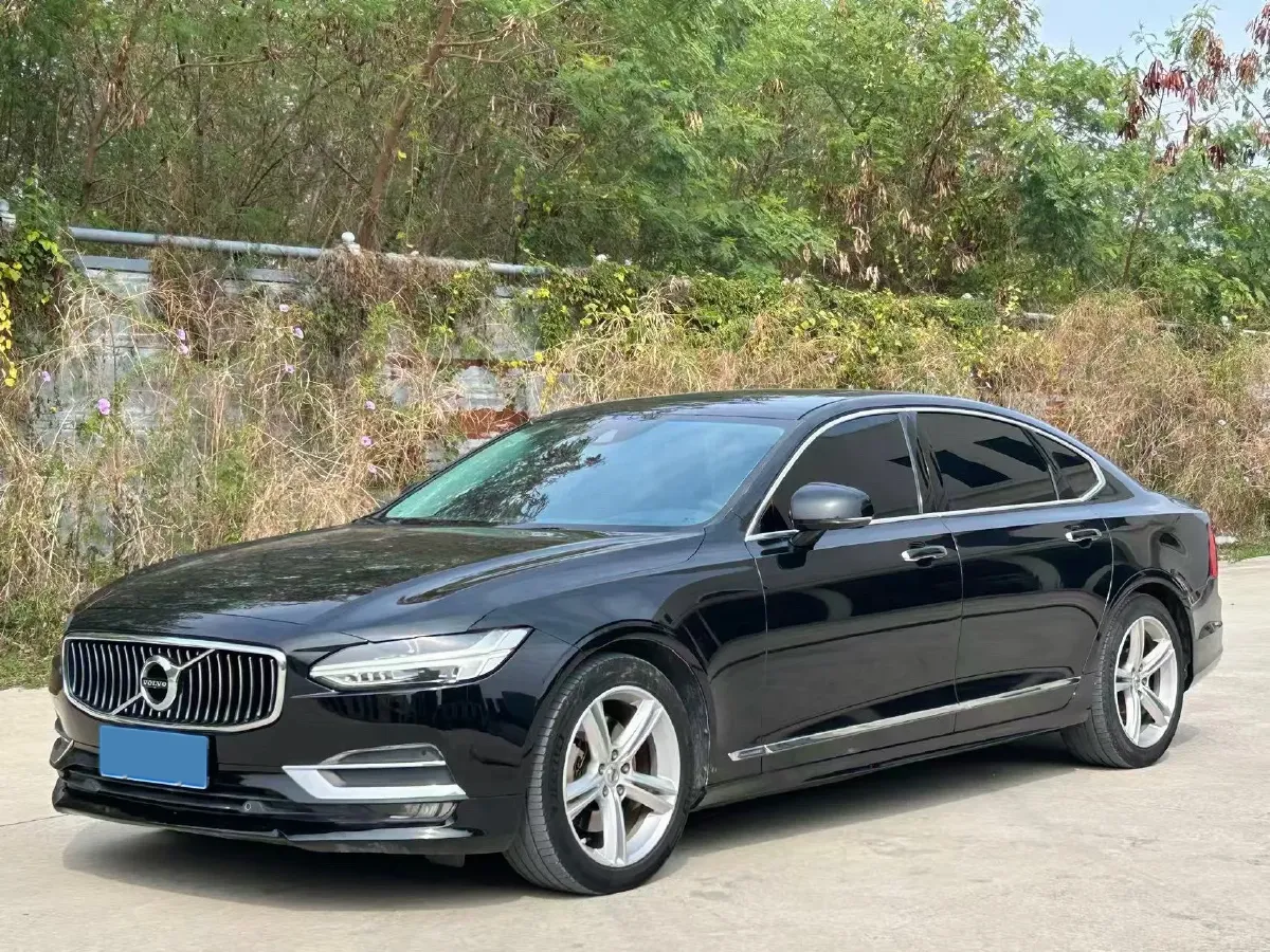 2020 Volvo S90 2.0T 254HP L4 8AT,autocango,china used car exporter,china ev exporter,chinese used car exporter,chinese used ev exporter