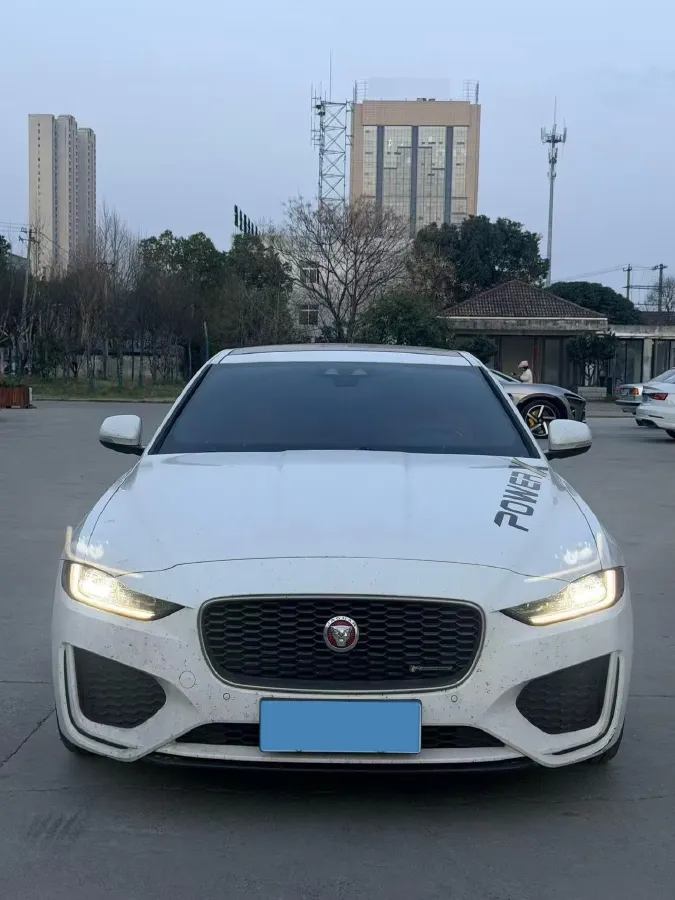 2020 Jaguar XEL 2.0T 200HP L4 8AT,autocango,china used car exporter,china ev exporter,chinese used car exporter,chinese used ev exporter