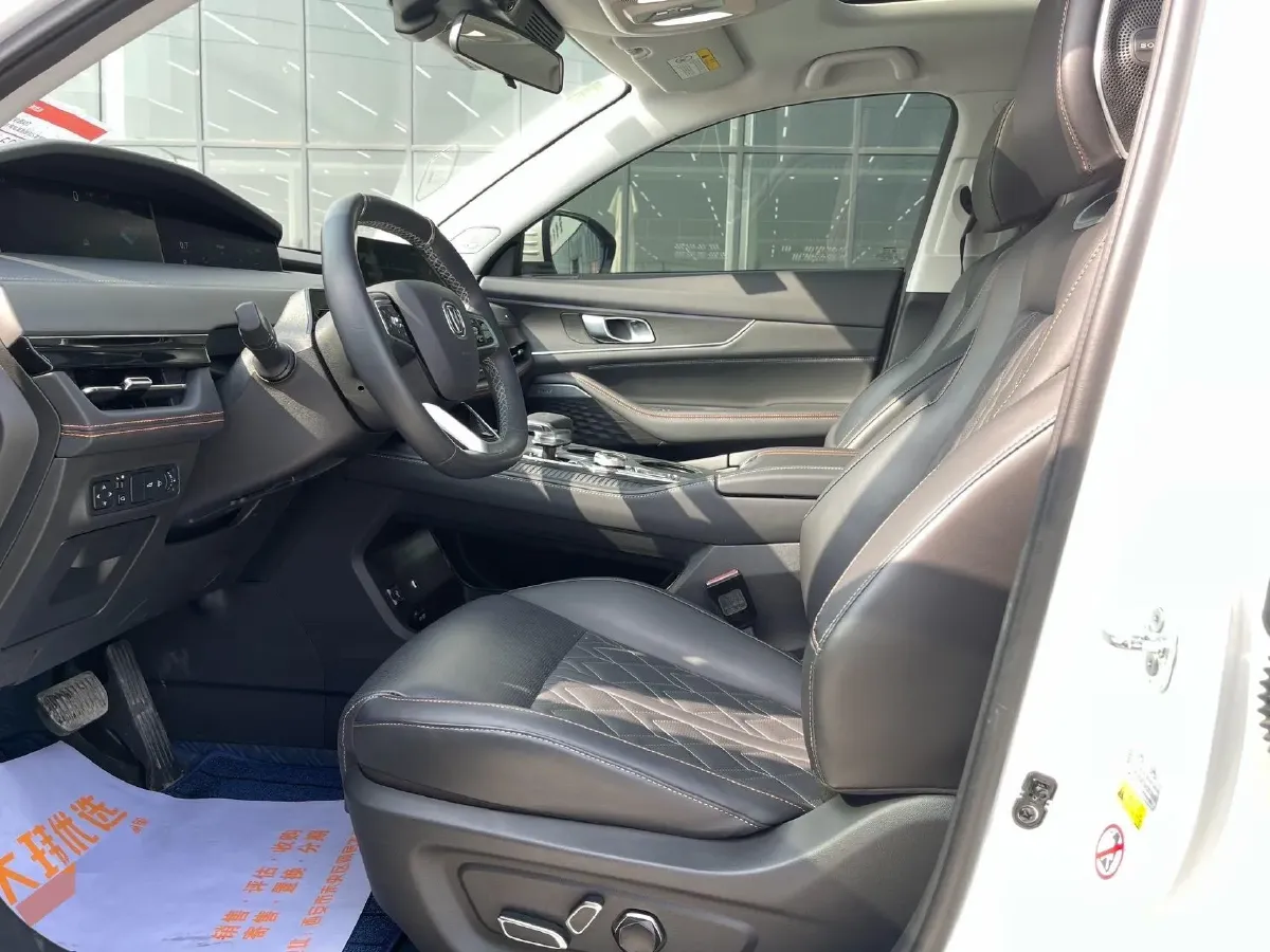 2021 ChangAn UNI-K 2.0T 233HP L4 8AT,autocango,china used car exporter,china ev exporter,chinese used car exporter,chinese used ev exporter