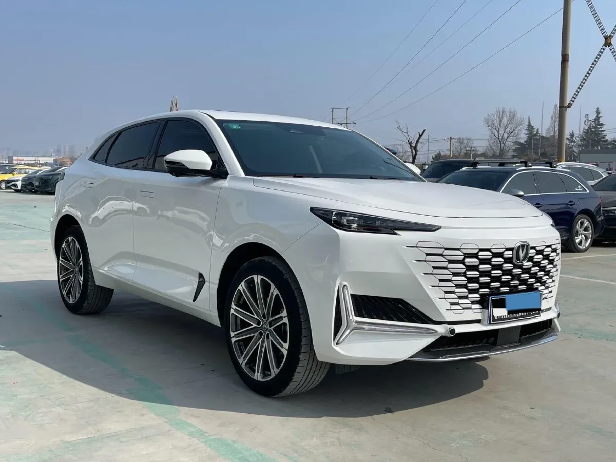 2021 ChangAn UNI-K 2.0T 233HP L4 8AT,autocango,china used car exporter,china ev exporter,chinese used car exporter,chinese used ev exporter