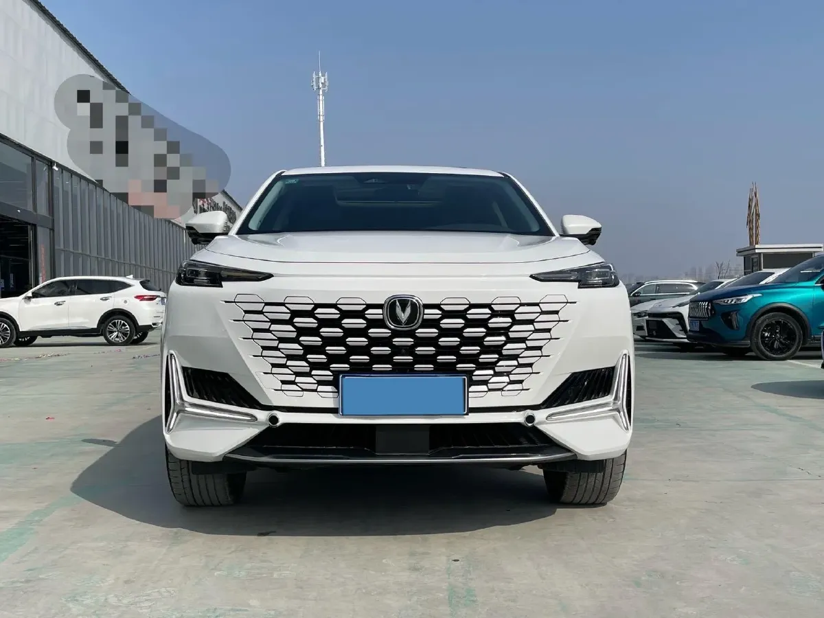 2021 ChangAn UNI-K 2.0T 233HP L4 8AT,autocango,china used car exporter,china ev exporter,chinese used car exporter,chinese used ev exporter