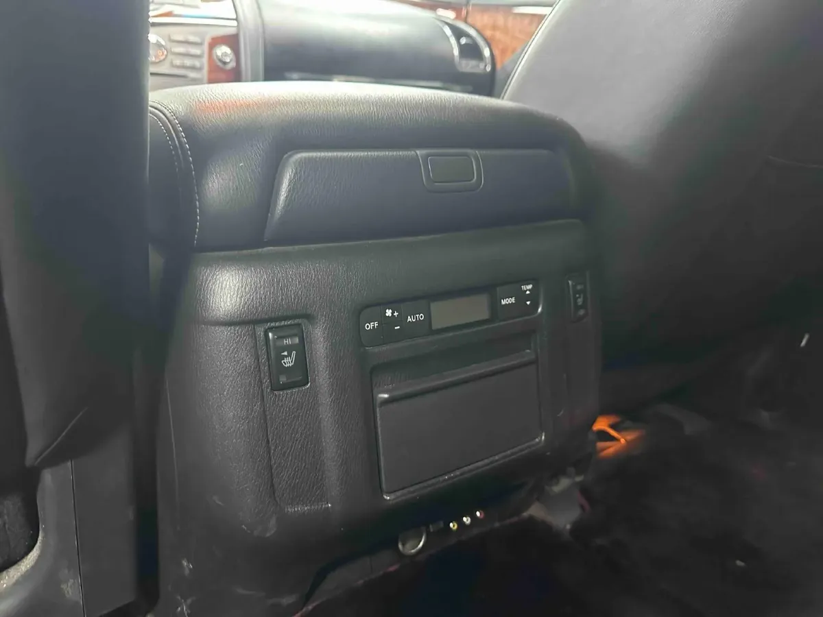 2016 Infiniti QX80 5.6L 398HP V8 7AT,autocango,china used car exporter,china ev exporter,chinese used car exporter,chinese used ev exporter