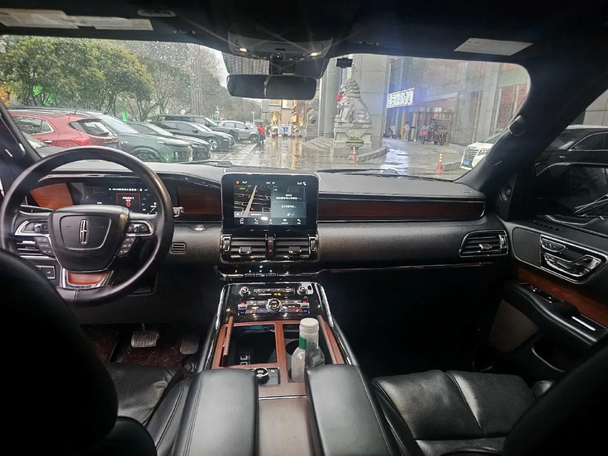 2019 Lincoln Navigator 3.5T 388HP V6 10AT,autocango,china used car exporter,china ev exporter,chinese used car exporter,chinese used ev exporter