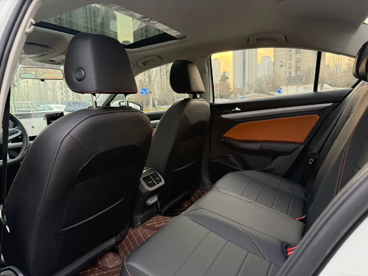 2025 Volkswagen Bora 1.2T 116HP L4 7DCT,autocango,china used car exporter,china ev exporter,chinese used car exporter,chinese used ev exporter