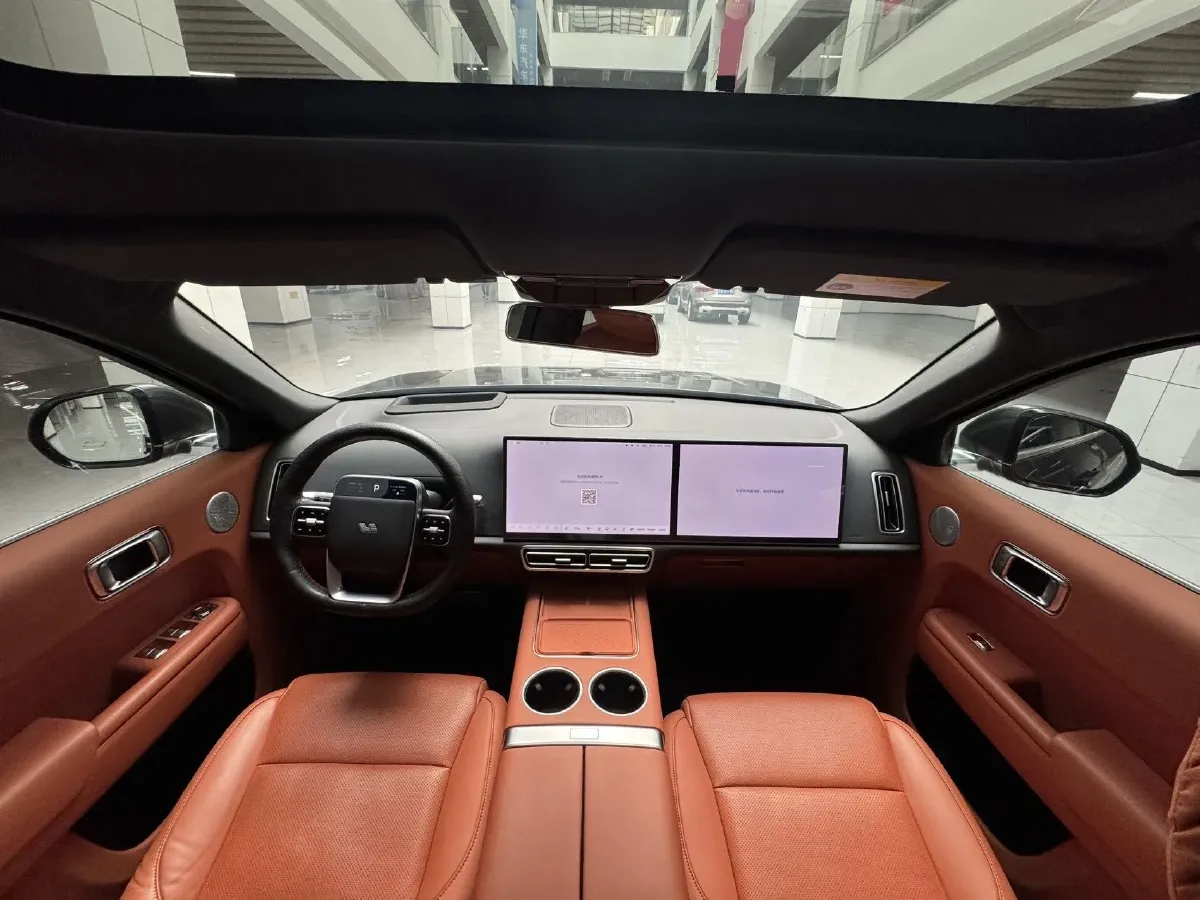 2024 Volvo S60 2.0T 197HP L4 7DCT,autocango,china used car exporter,china ev exporter,chinese used car exporter,chinese used ev exporter