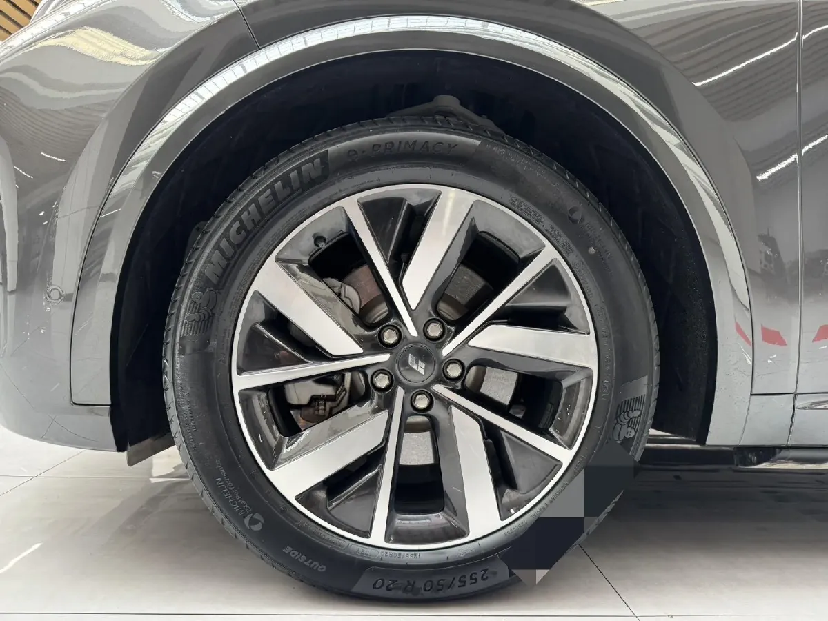 2024 Volvo S60 2.0T 197HP L4 7DCT,autocango,china used car exporter,china ev exporter,chinese used car exporter,chinese used ev exporter