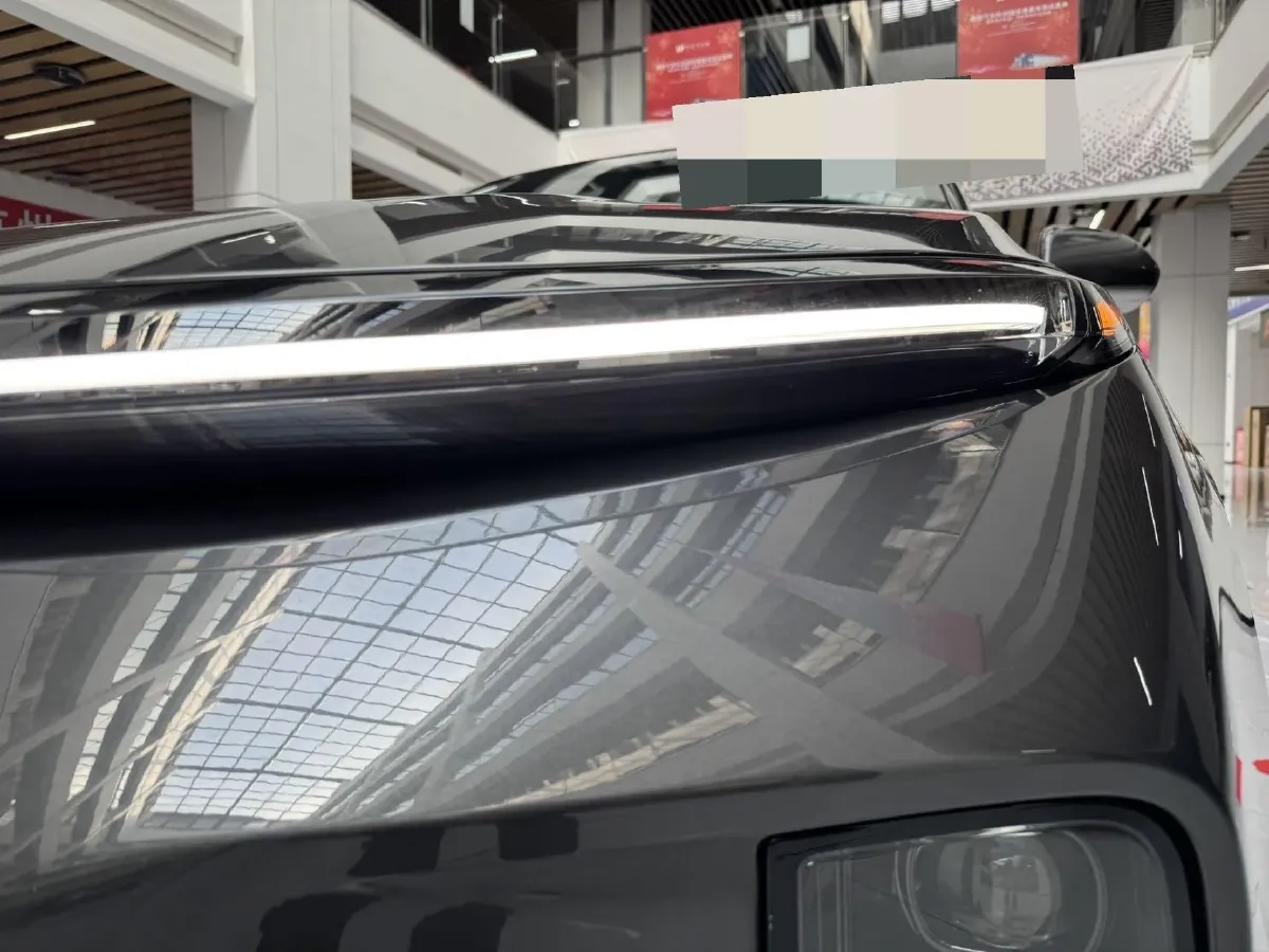 2024 Volvo S60 2.0T 197HP L4 7DCT,autocango,china used car exporter,china ev exporter,chinese used car exporter,chinese used ev exporter