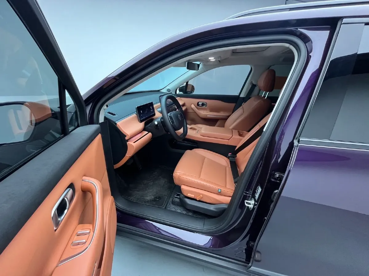 2024 Leapmotor C16 1.5L 95HP L4 REEV 28.4KWH,autocango,china used car exporter,china ev exporter,chinese used car exporter,chinese used ev exporter