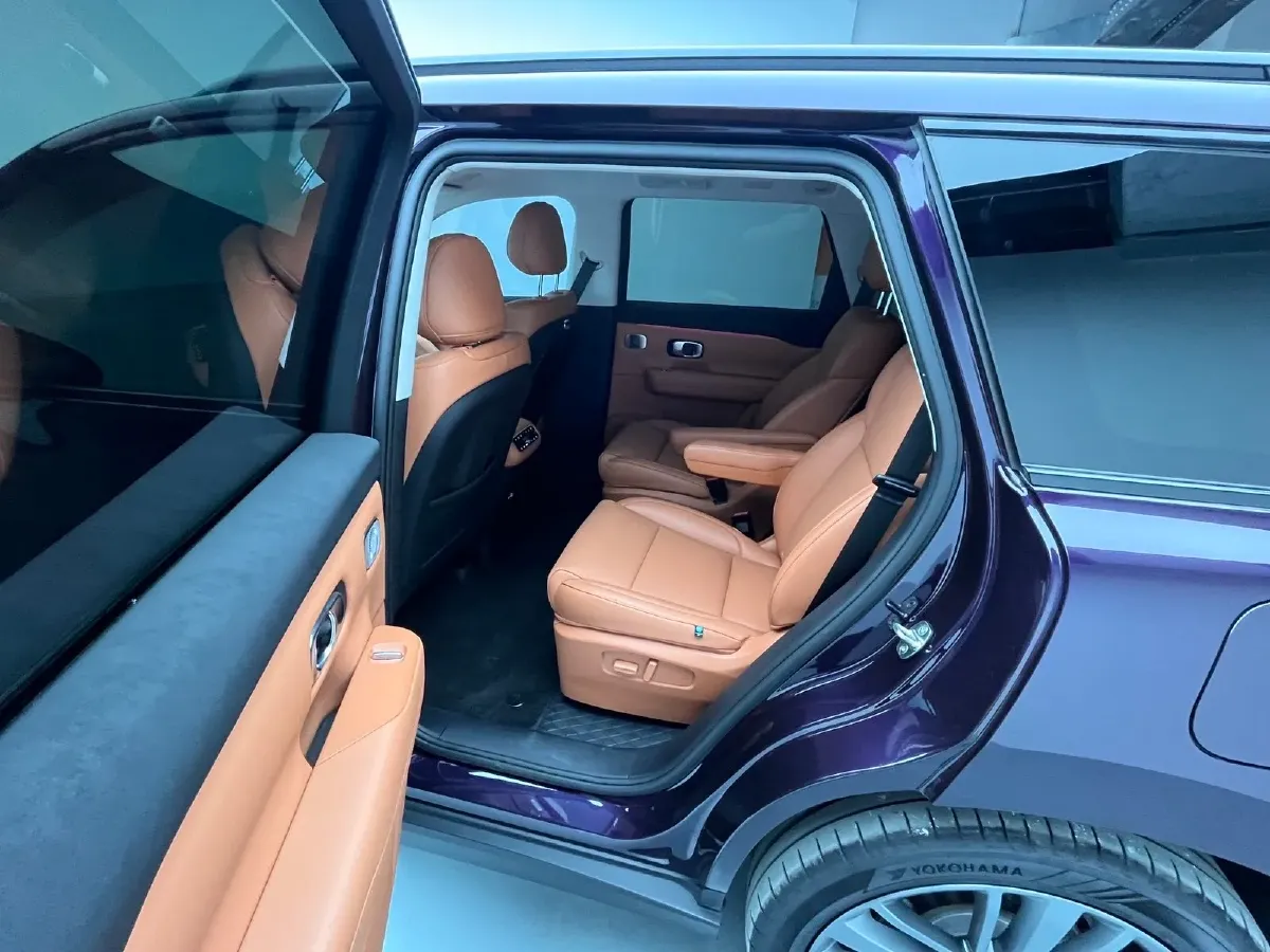 2024 Leapmotor C16 1.5L 95HP L4 REEV 28.4KWH,autocango,china used car exporter,china ev exporter,chinese used car exporter,chinese used ev exporter