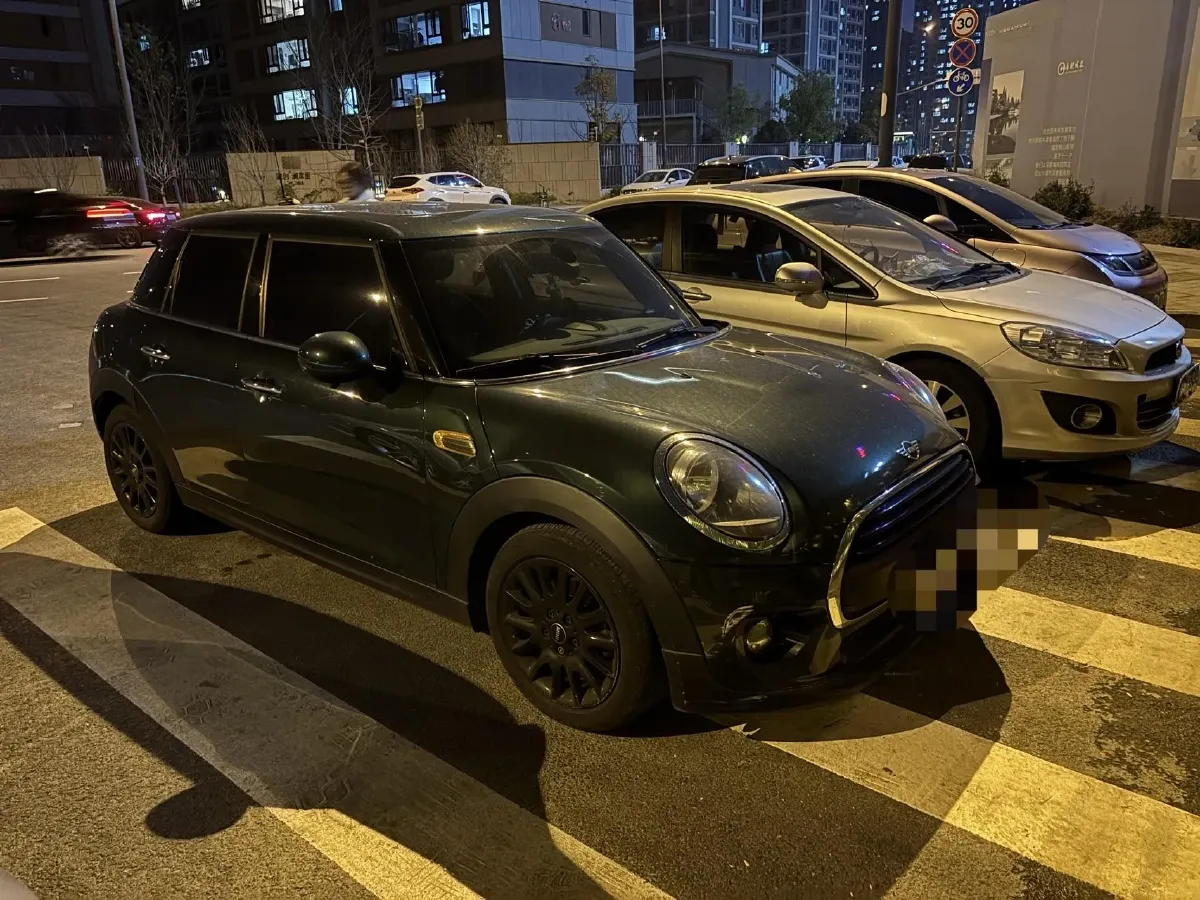 2019 MINI MINI 1.5T 102HP L3 7DCT,autocango,china used car exporter,china ev exporter,chinese used car exporter,chinese used ev exporter