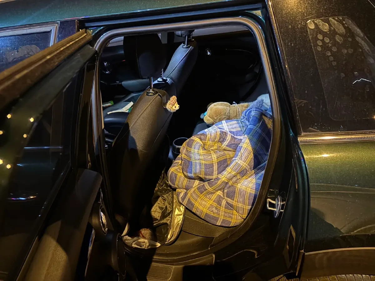 2019 MINI MINI 1.5T 102HP L3 7DCT,autocango,china used car exporter,china ev exporter,chinese used car exporter,chinese used ev exporter