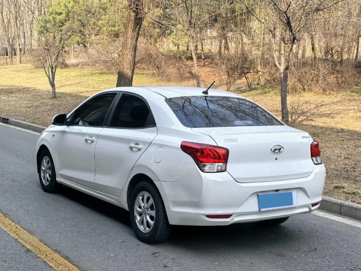 2017 Hyundai Reina 1.4L 95HP L4 5MT,autocango,china used car exporter,china ev exporter,chinese used car exporter,chinese used ev exporter