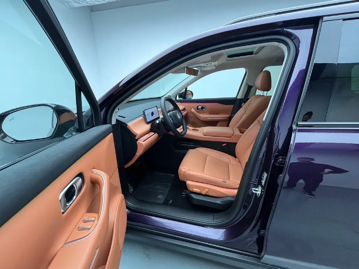 2024 Leapmotor C16 1.5L 95HP L4 REEV 28.4KWH,autocango,china used car exporter,china ev exporter,chinese used car exporter,chinese used ev exporter