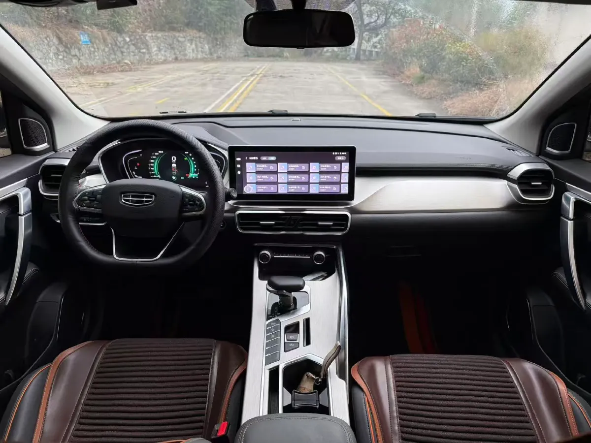 2023 Geely Coolray 1.5T 181HP L4 7DCT,autocango,china used car exporter,china ev exporter,chinese used car exporter,chinese used ev exporter