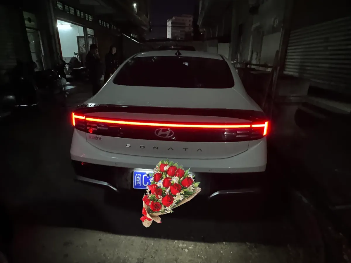 2024 Hyundai Sonata 1.5T 170HP L4 8AT,autocango,china used car exporter,china ev exporter,chinese used car exporter,chinese used ev exporter