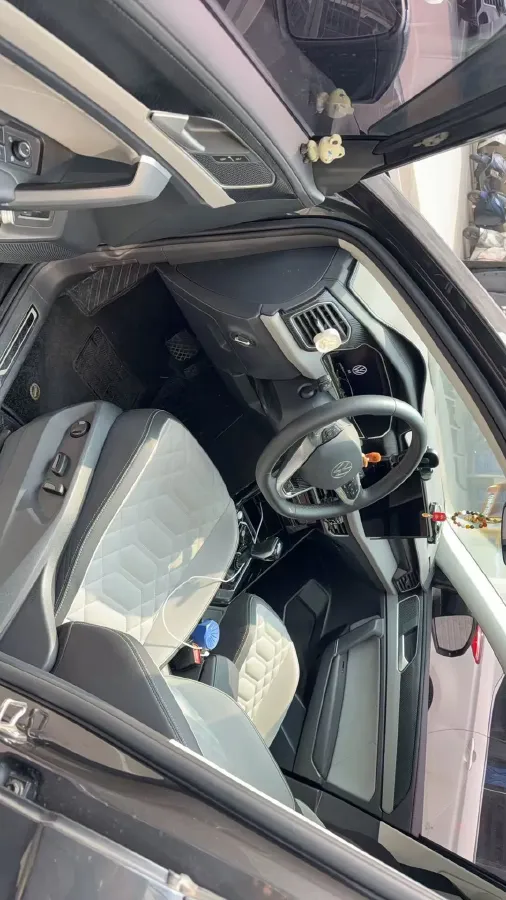 2023 Volkswagen Tiguan L 1.5T 160HP L4 7DCT,autocango,china used car exporter,china ev exporter,chinese used car exporter,chinese used ev exporter