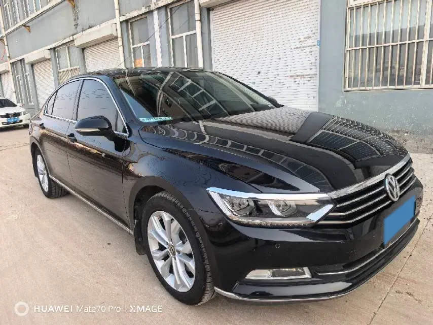 2018 Volkswagen Magotan 1.8T 180HP L4 7DCT,autocango,china used car exporter,china ev exporter,chinese used car exporter,chinese used ev exporter