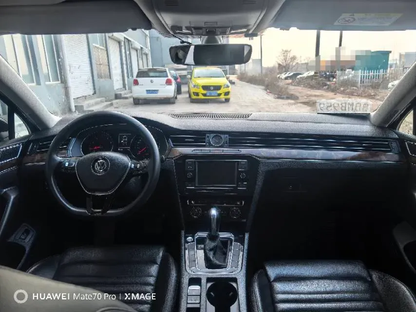 2018 Volkswagen Magotan 1.8T 180HP L4 7DCT,autocango,china used car exporter,china ev exporter,chinese used car exporter,chinese used ev exporter