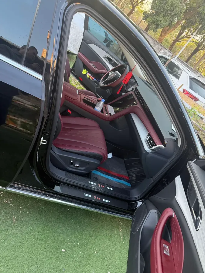 2025 HongQi H5 1.5T 169HP L4 7DCT,autocango,china used car exporter,china ev exporter,chinese used car exporter,chinese used ev exporter