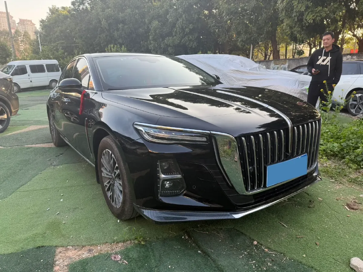 2025 HongQi H5 1.5T 169HP L4 7DCT,autocango,china used car exporter,china ev exporter,chinese used car exporter,chinese used ev exporter