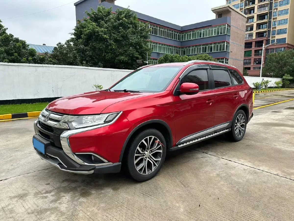 2019 Mitsubishi Outlander 2.0L 166HP L4 CVT,autocango,china used car exporter,china ev exporter,chinese used car exporter,chinese used ev exporter