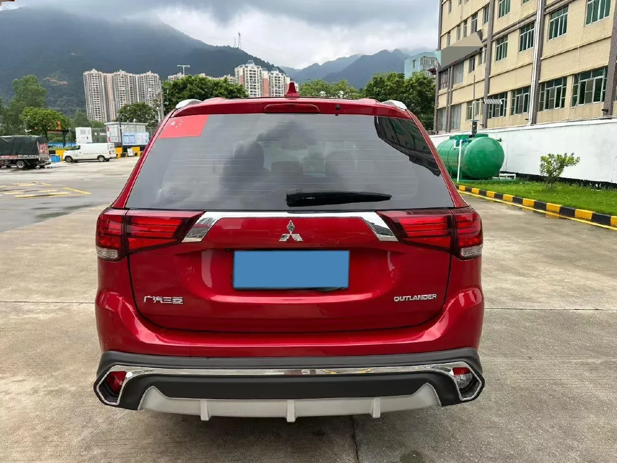 2019 Mitsubishi Outlander 2.0L 166HP L4 CVT,autocango,china used car exporter,china ev exporter,chinese used car exporter,chinese used ev exporter