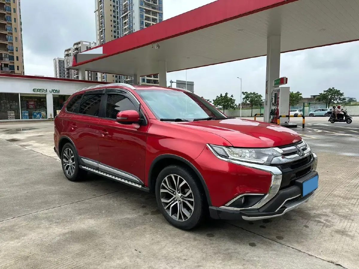 2019 Mitsubishi Outlander 2.0L 166HP L4 CVT,autocango,china used car exporter,china ev exporter,chinese used car exporter,chinese used ev exporter