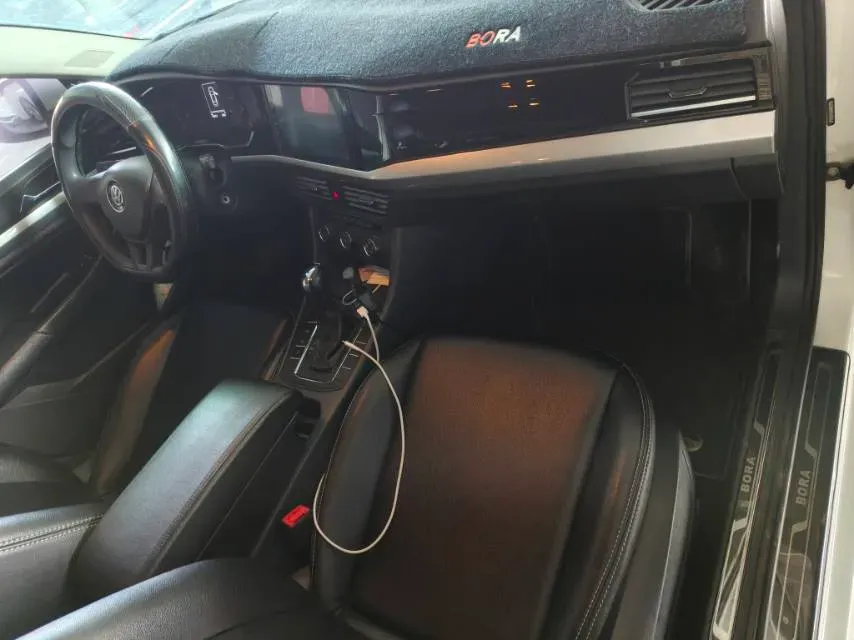 2019 Bestune T77 1.2T 143HP L4 7DCT,autocango,china used car exporter,china ev exporter,chinese used car exporter,chinese used ev exporter