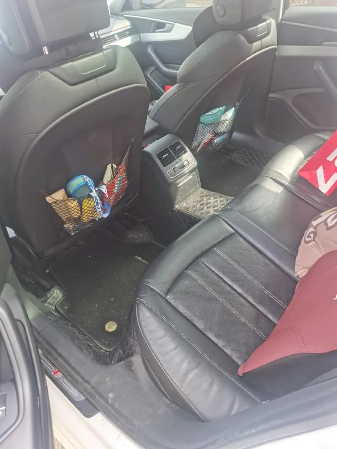 2020 Audi A4L 2.0T 190HP L4 7DCT,autocango,china used car exporter,china ev exporter,chinese used car exporter,chinese used ev exporter