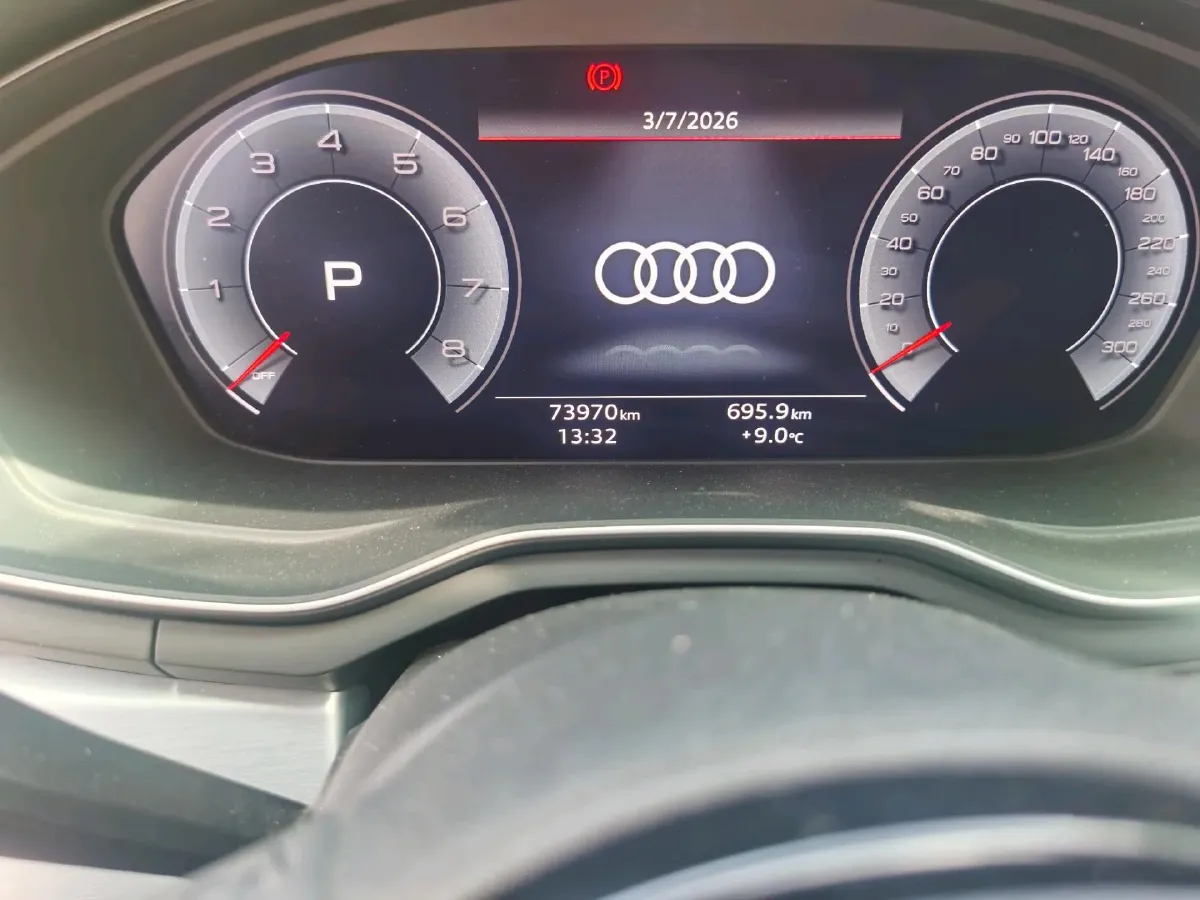 2020 Audi A4L 2.0T 190HP L4 7DCT,autocango,china used car exporter,china ev exporter,chinese used car exporter,chinese used ev exporter