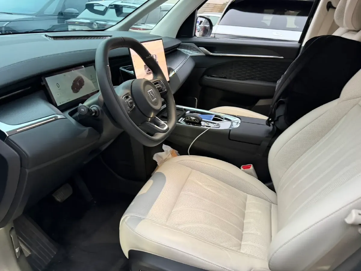 2024 Zeekr 009 BEV 108KWH,autocango,china used car exporter,china ev exporter,chinese used car exporter,chinese used ev exporter