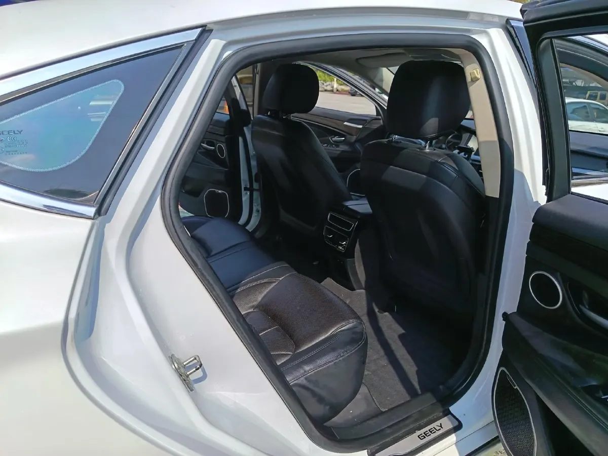 2017 Geely Emgrand GT 1.8T 184HP L4 6AT,autocango,china used car exporter,china ev exporter,chinese used car exporter,chinese used ev exporter