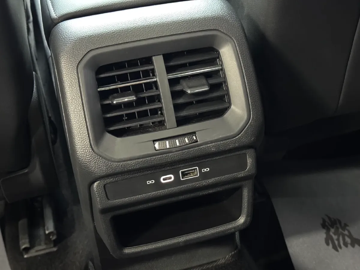 2022 Volkswagen Tharu 1.4T 150HP L4 7DCT,autocango,china used car exporter,china ev exporter,chinese used car exporter,chinese used ev exporter