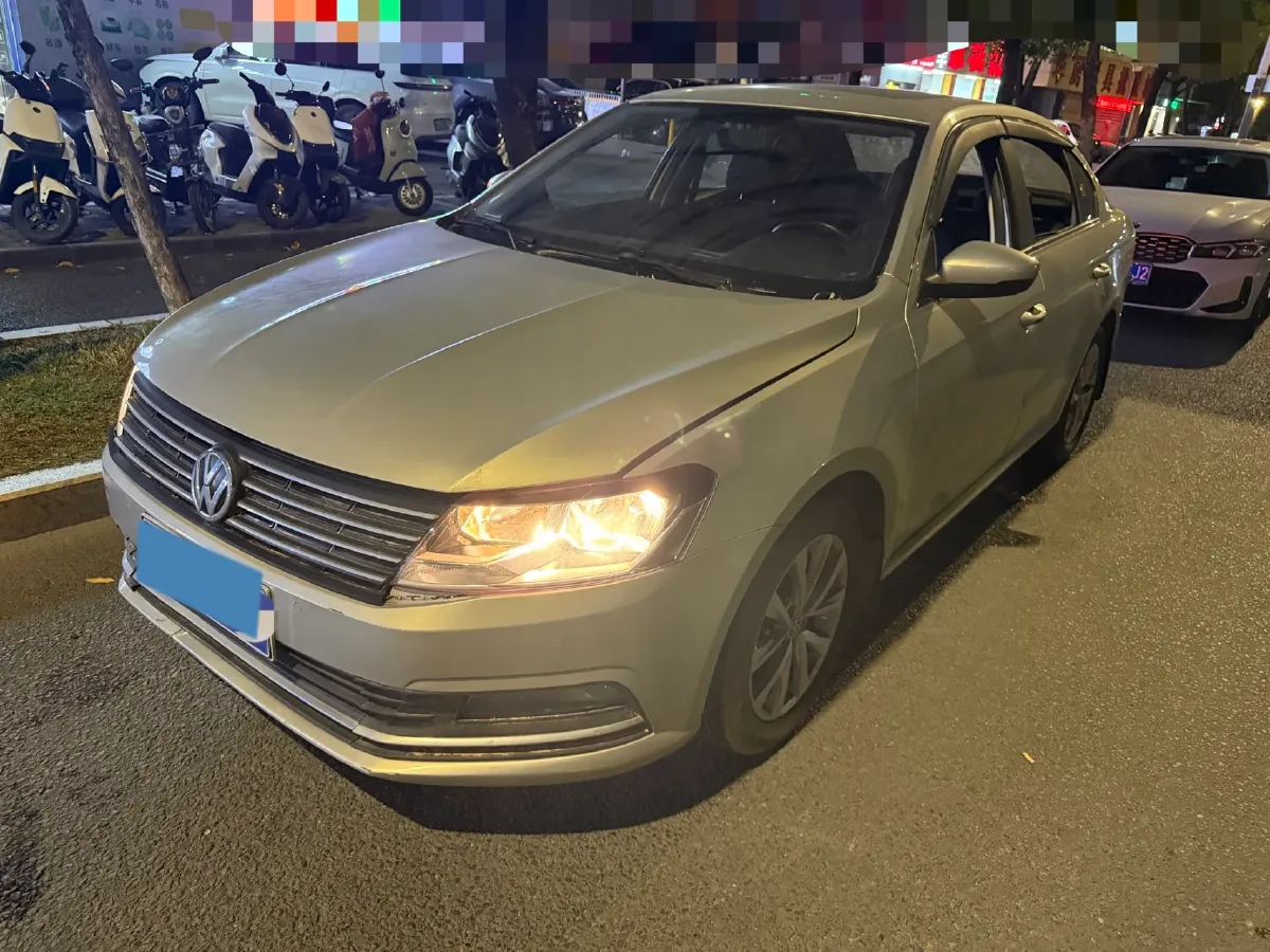 2017 Zotye Damy X7 1.8T 177HP L4 5MT,autocango,china used car exporter,china ev exporter,chinese used car exporter,chinese used ev exporter