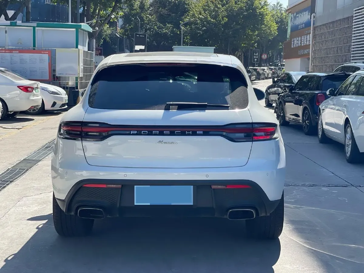 2023 Porsche Macan 2.0T 265HP L4 7DCT,autocango,china used car exporter,china ev exporter,chinese used car exporter,chinese used ev exporter
