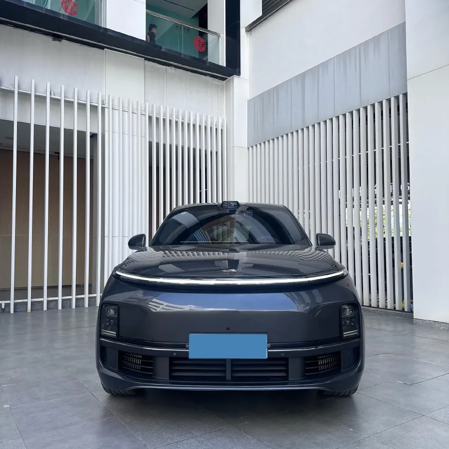 2025 Li L8 Range Extended 154HP REEV,autocango,china used car exporter,china ev exporter,chinese used car exporter,chinese used ev exporter
