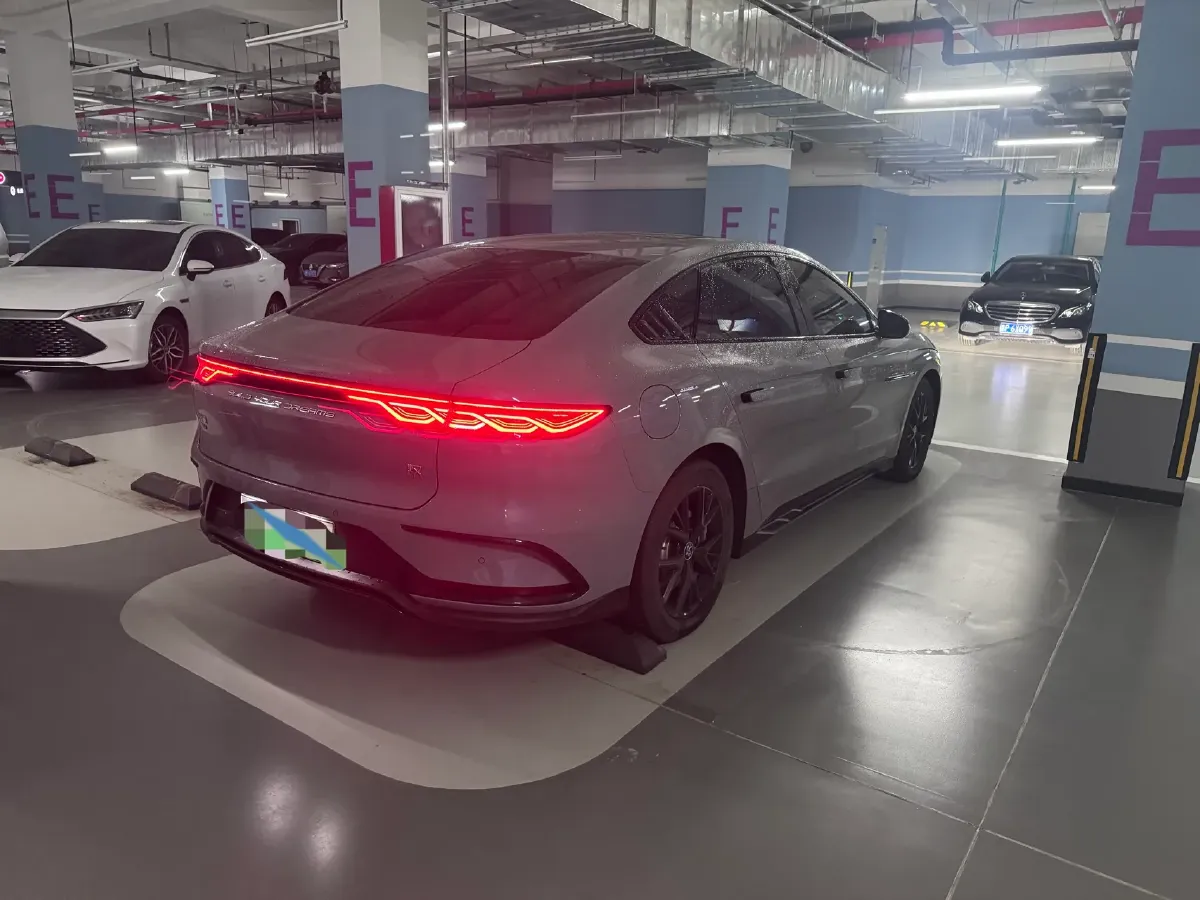 2025 BYD Han 1.5T 156HP L4 E-CVT PHEV,autocango,china used car exporter,china ev exporter,chinese used car exporter,chinese used ev exporter