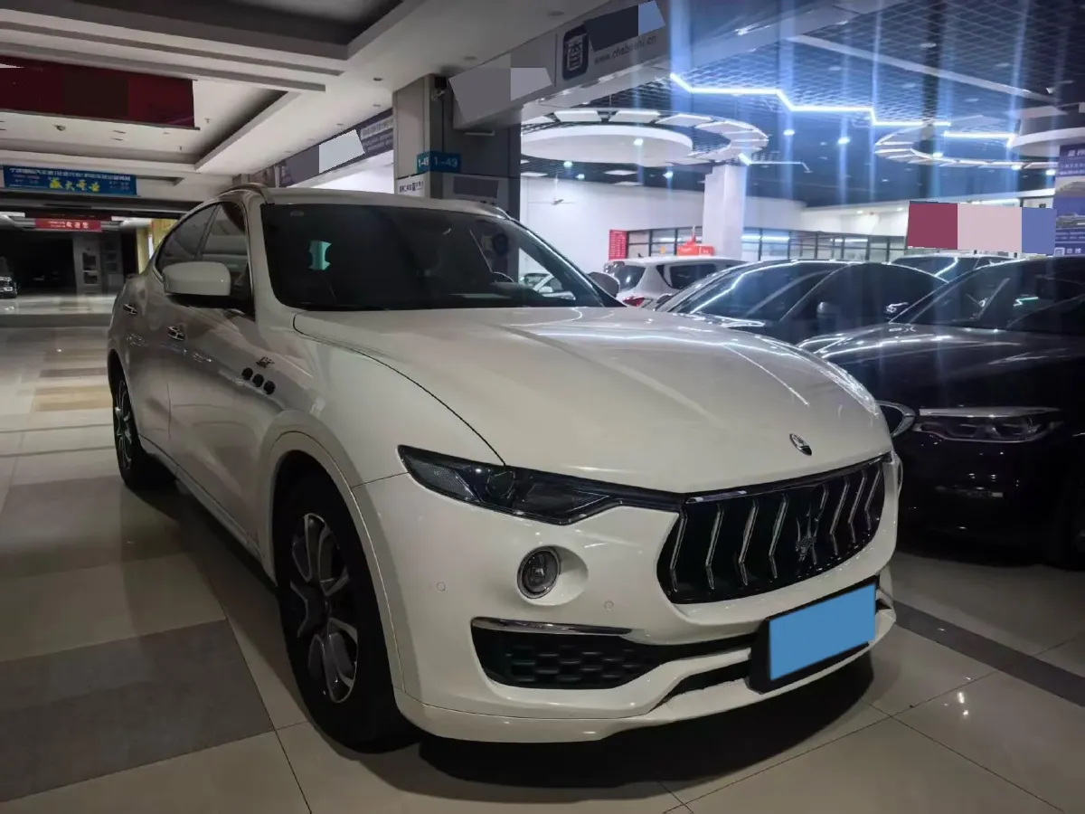 2022 Maserati Levante 2.0T 330HP L4 8AT,autocango,china used car exporter,china ev exporter,chinese used car exporter,chinese used ev exporter
