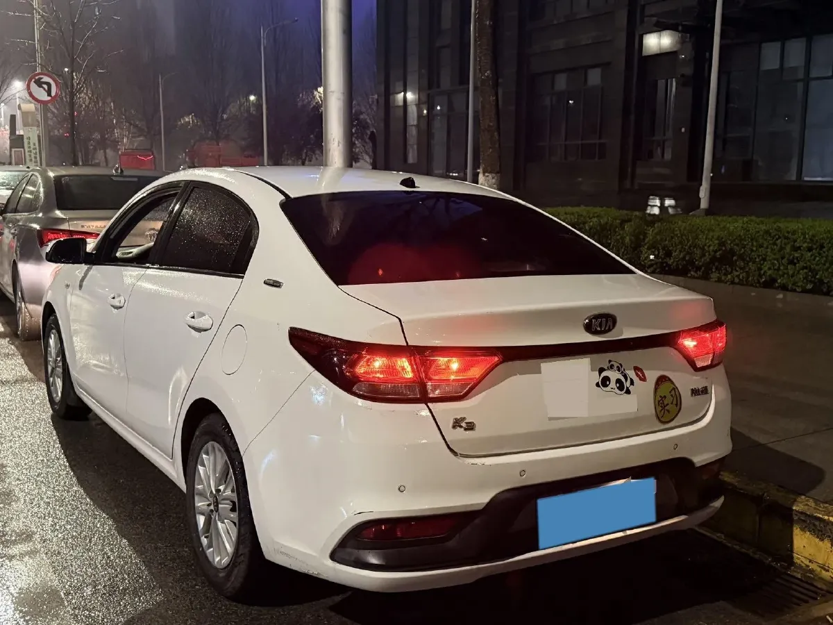 2017 Kia K2 1.4L 100HP L4 6MT,autocango,china used car exporter,china ev exporter,chinese used car exporter,chinese used ev exporter