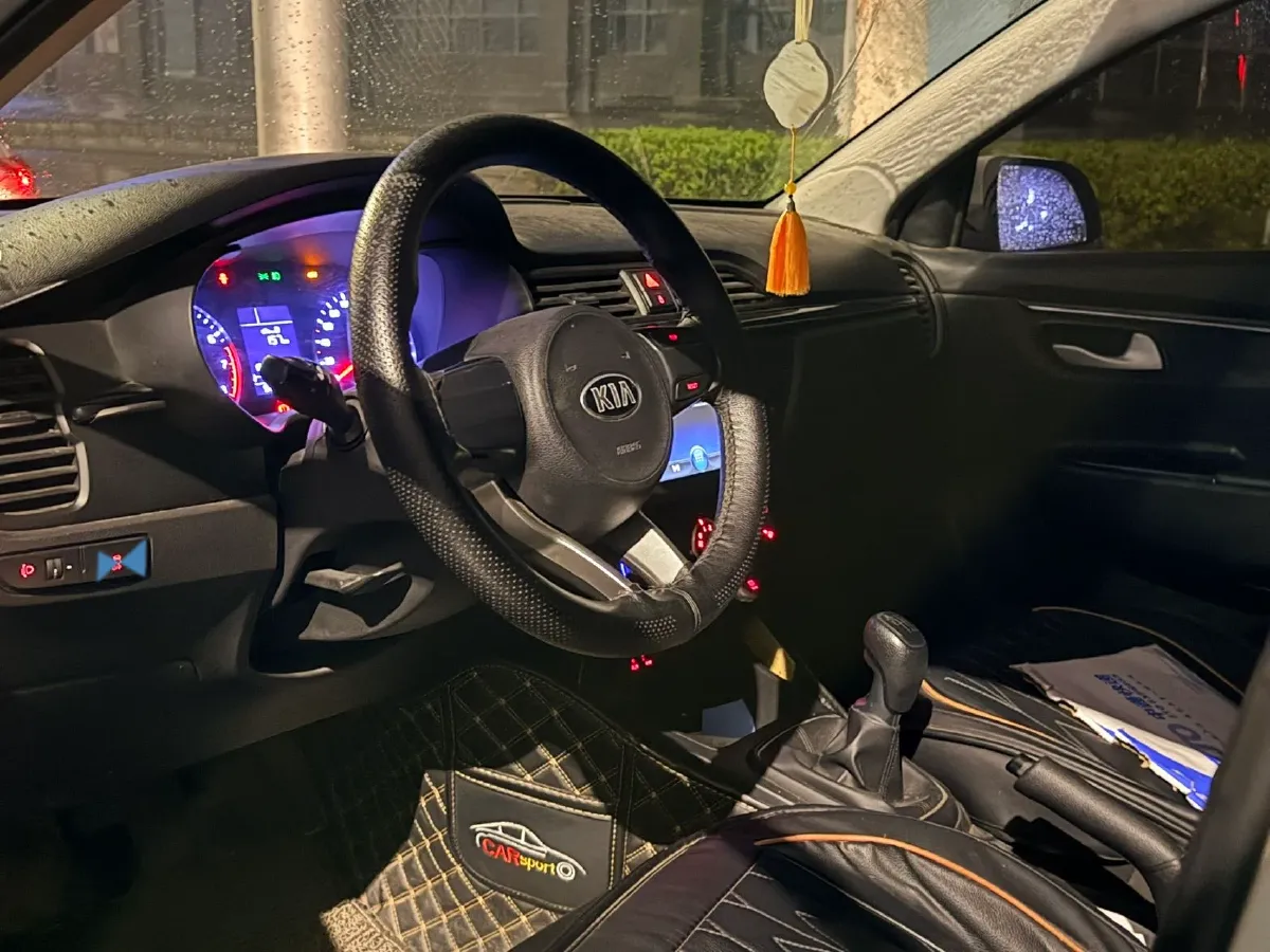 2017 Kia K2 1.4L 100HP L4 6MT,autocango,china used car exporter,china ev exporter,chinese used car exporter,chinese used ev exporter